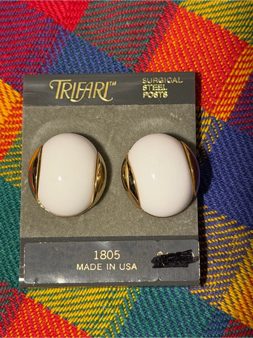 Vintage Trifari White and Gold Oval Clip-On Earrings